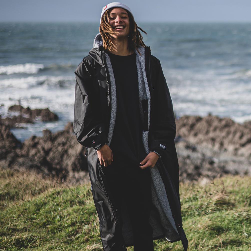 dryrobe Advance Long Sleeve Changing Robe - Black / Grey Extra Image 5